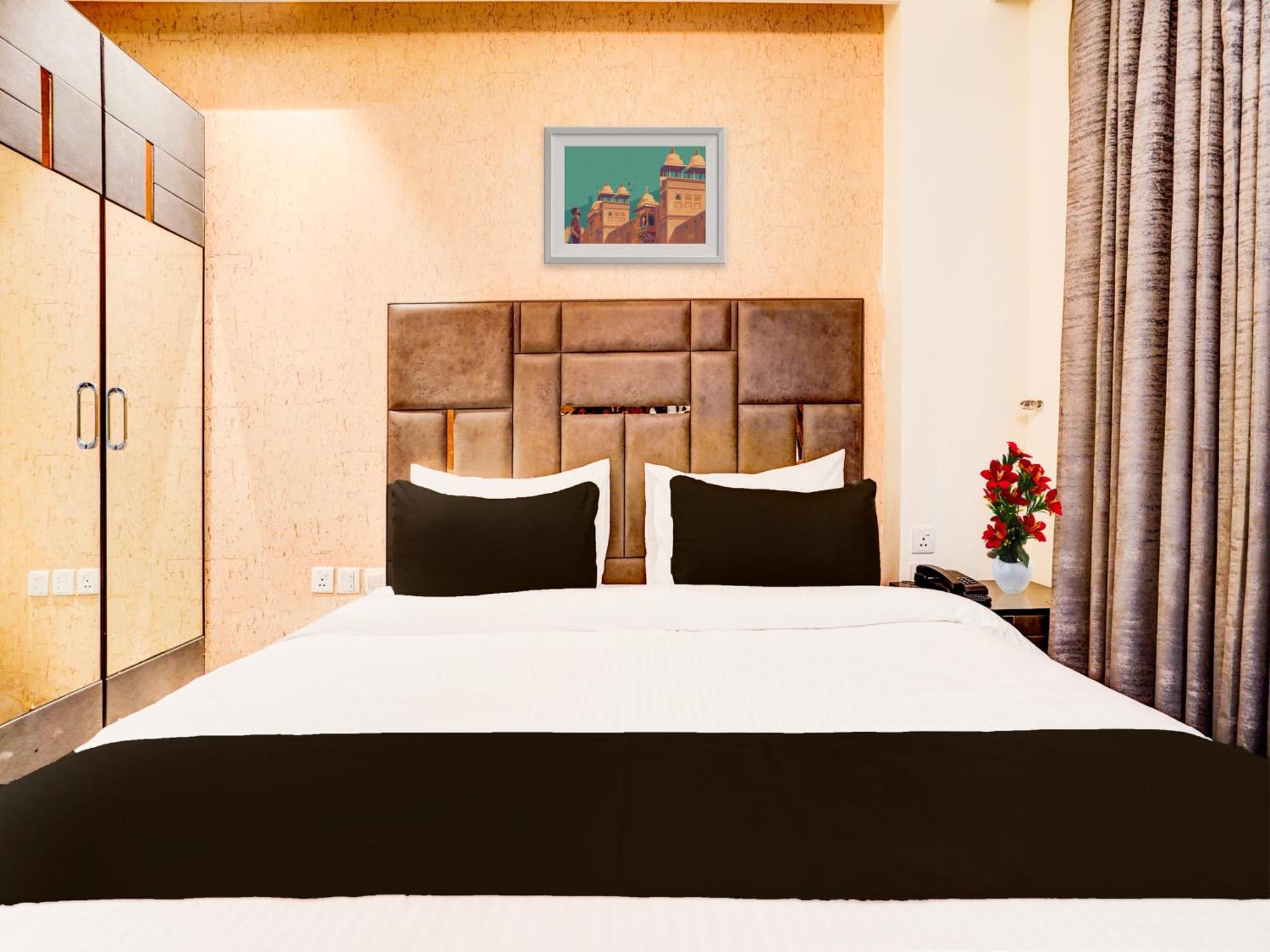 Hotel Super Townhouse Pitampura West Enclave Delhi  Exterior foto